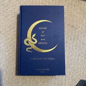 Crescent city house of sky and breath tour edition